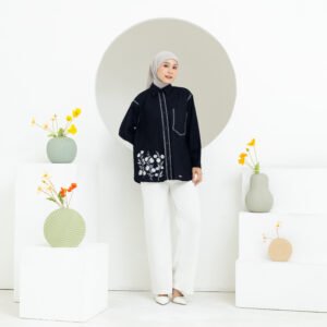 Viola Blouse Wanita Oversize