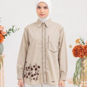 New Viola Cream Blouse Oversize Kemeja Wanita