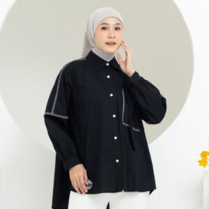 New Lavina Hitam Katun Poplin Blouse Oversize